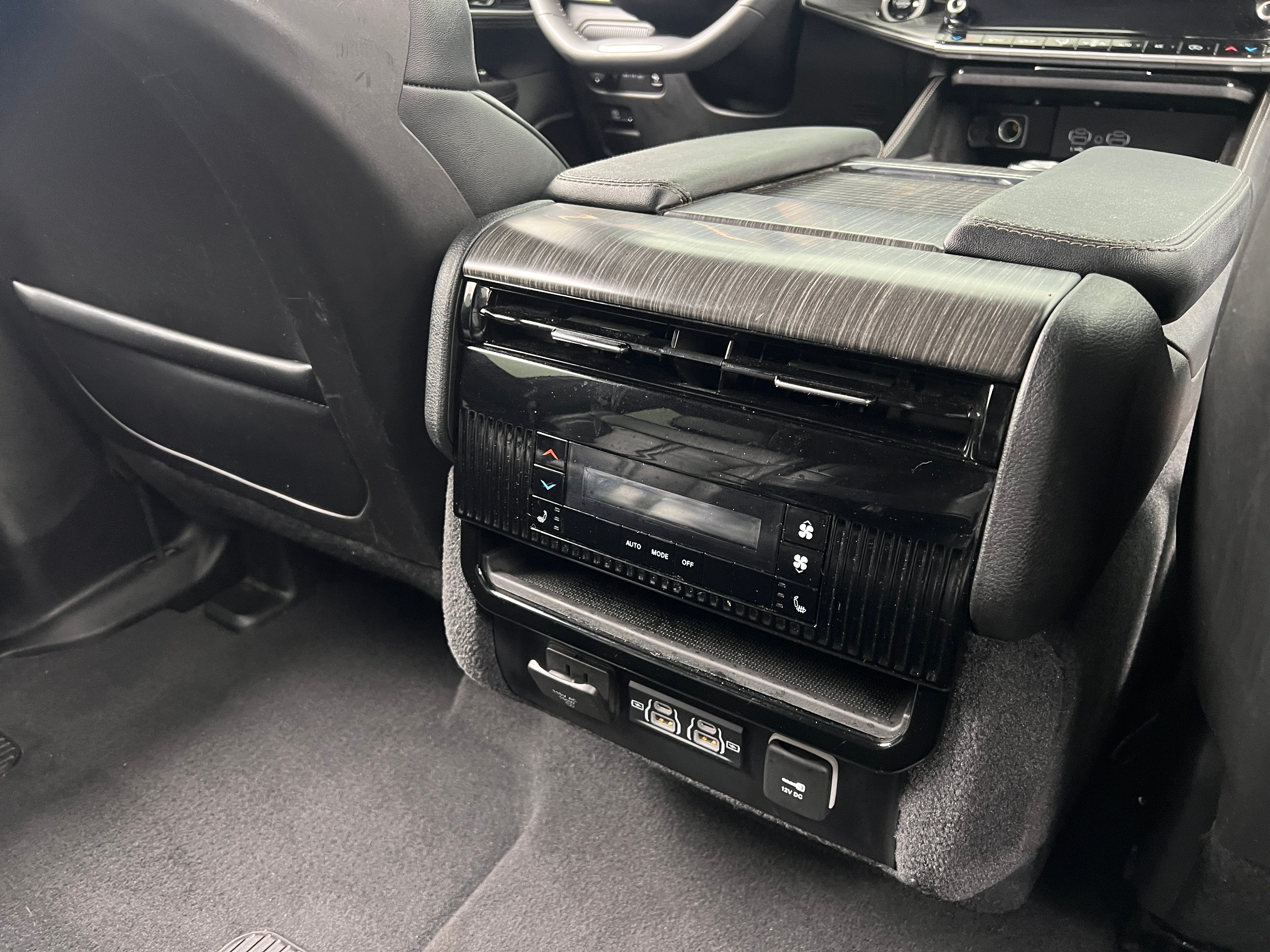 jeep wagoneer l 2024 1C4SJRBP0RS169358 image jeep wagoneer l 2024 1C4SJRBP0RS169358 image